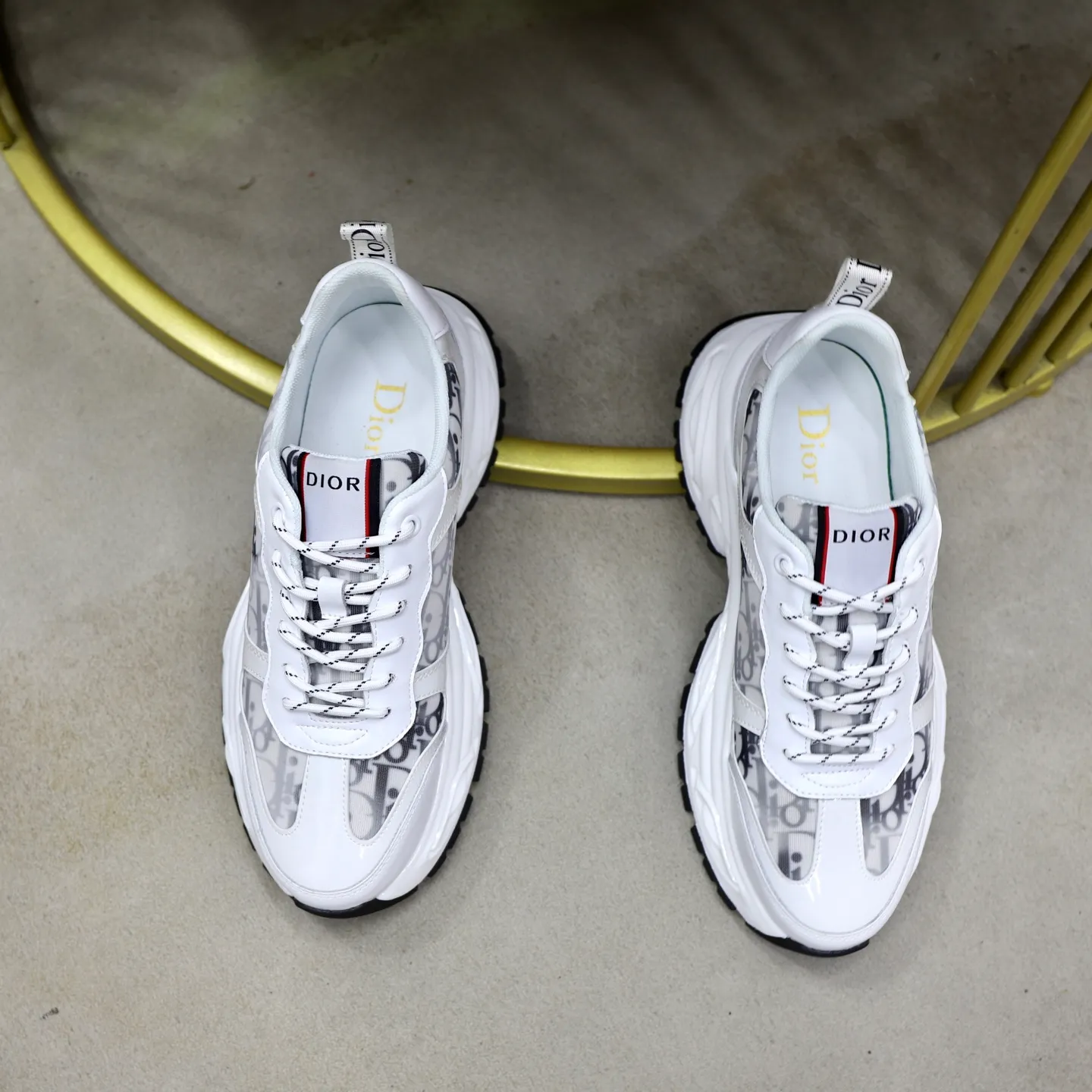 Ex-factory price: 462💰🙅‍♂️🙅‍♂️🙅‍♂️ Brand: Dior DIOR Standard code: 38-44 (45 customized) Grade: Same as the official website Material: Original material splicing Comfortable and breathable lining Lightweight and wear-resistant sports outsole Style category: Men's fashionable casual shoes Running sneakers Distinguished luxury brand elements Top luxury Color: actual picture color